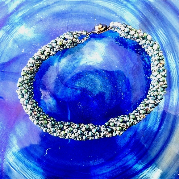 Shades of Blue Bead Sead Bracelet - Picture 4 of 8